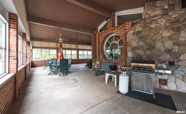 6694 Shamrock Rd, Tamaroa, IL 62888