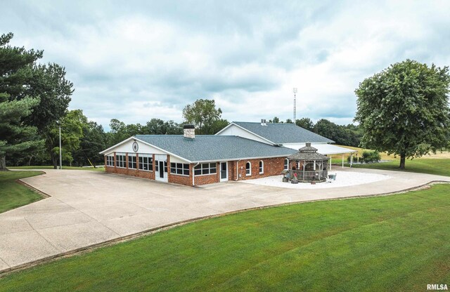 6694 Shamrock Rd, Tamaroa, IL 62888