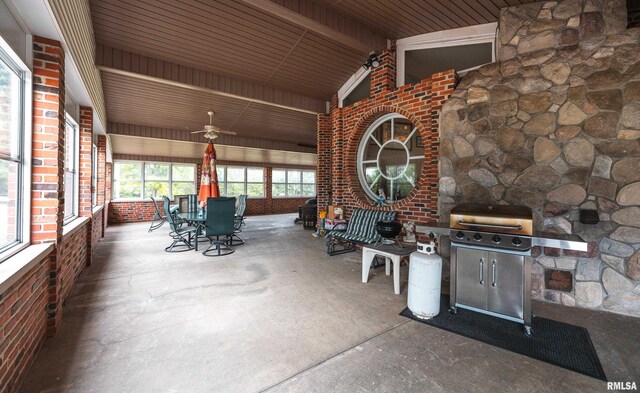 6694 Shamrock Rd, Tamaroa, IL 62888