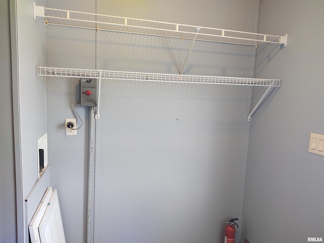 85 Bethlehem Church Ln, Vienna, IL 62995 - laundry area with hookup for an electric dryer