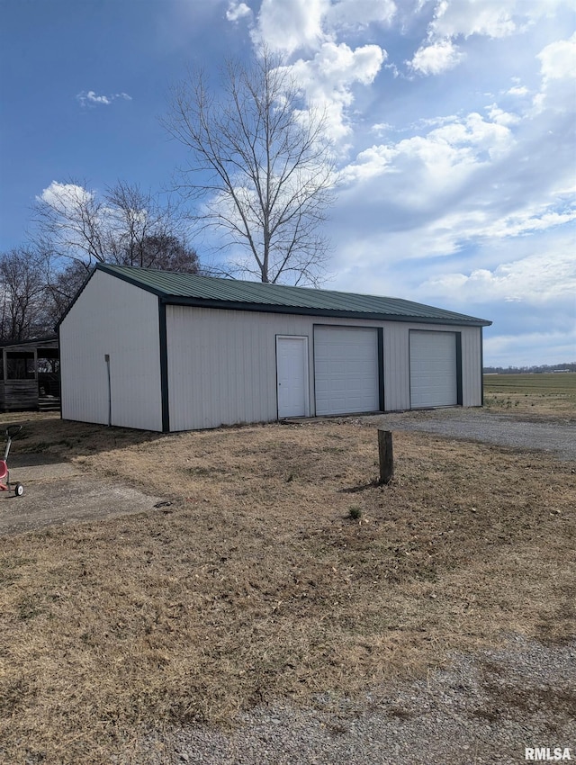 view of detached garage