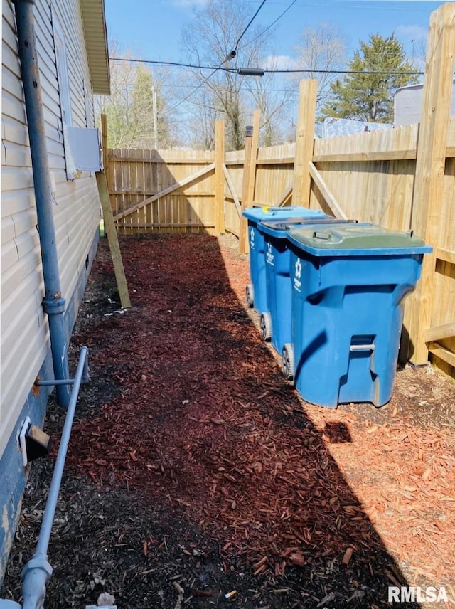 view of yard featuring fence