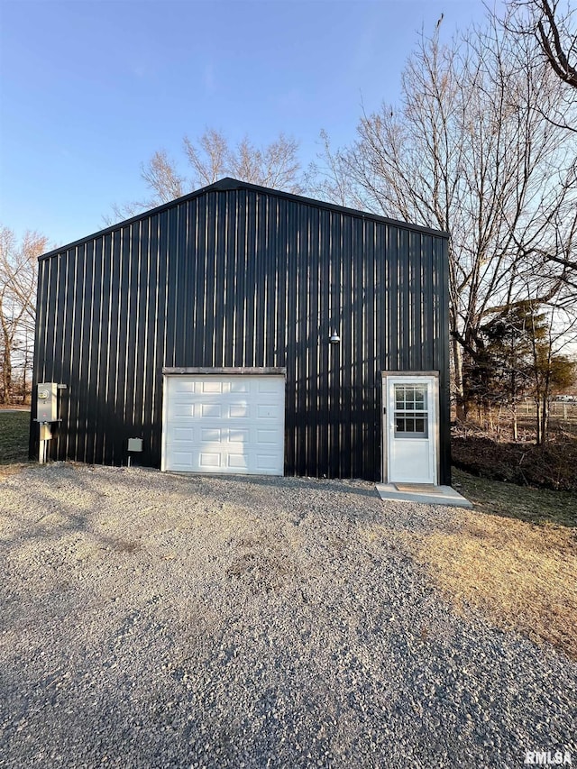 view of detached garage