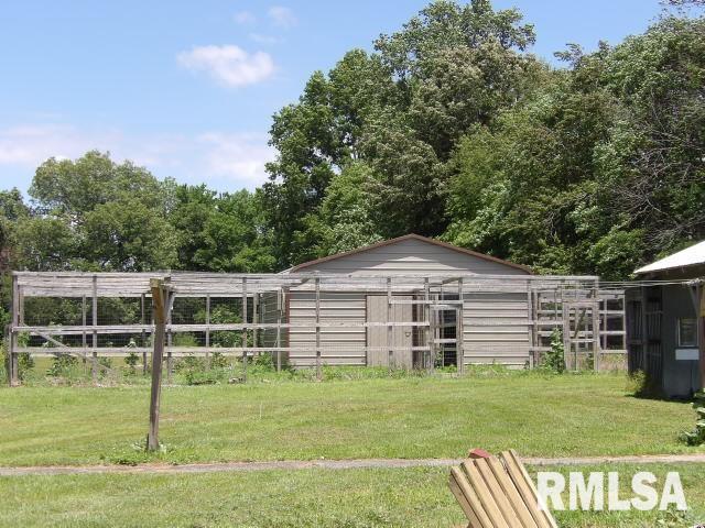 view of outbuilding featuring an outdoor structure