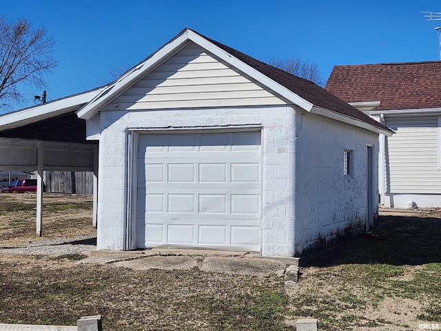 view of detached garage