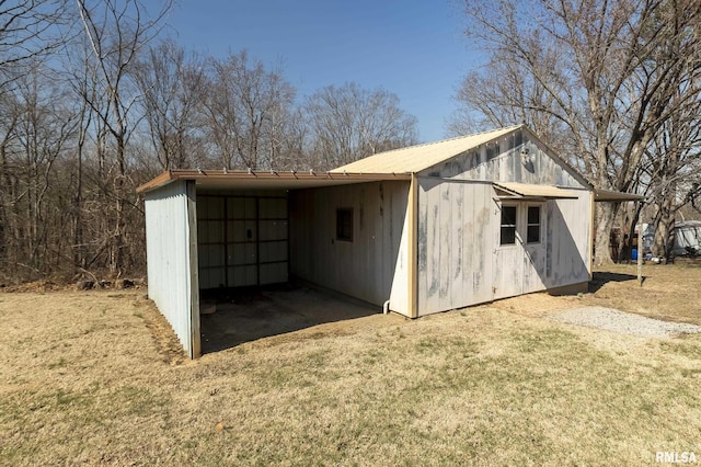 view of outdoor structure