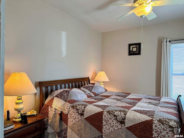 bedroom featuring a ceiling fan