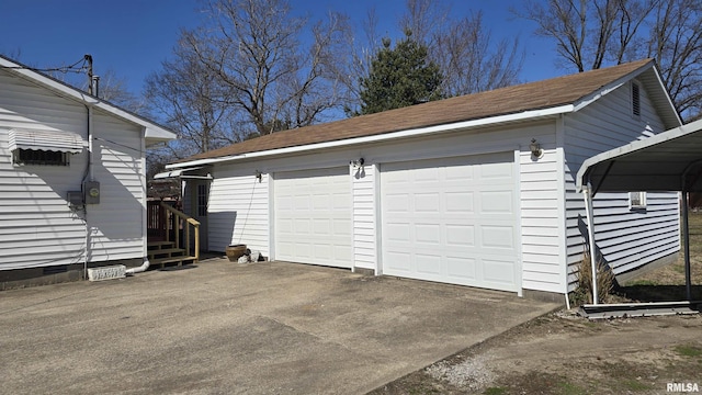 view of detached garage