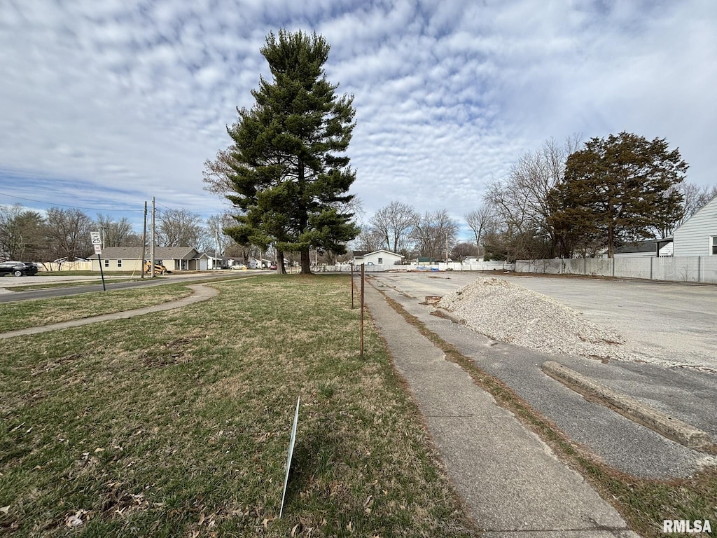 LOT5 N College Ave, Salem, IL 62881