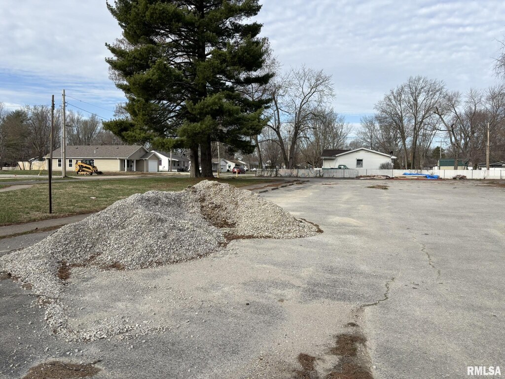 LOT5 N College Ave, Salem, IL 62881