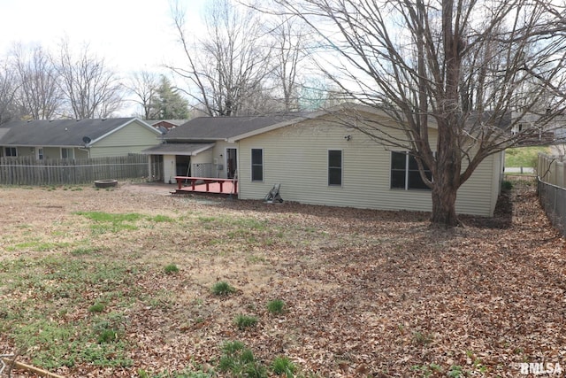 914 Valley Dr, Carterville, IL 62918 - back of property with a fenced backyard