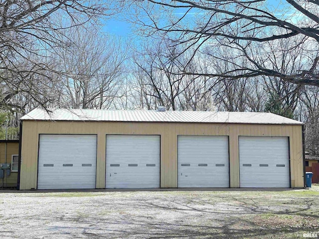view of detached garage