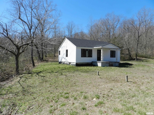 991 US Highway 34, Herod, IL 62947 - view of front of house with a front lawn
