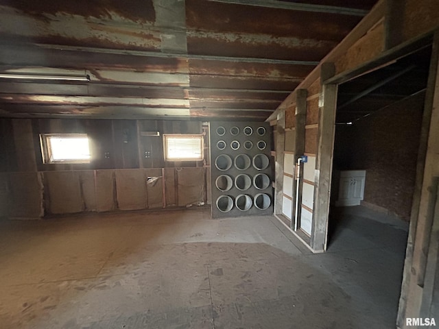6180 Reevesville Rd, Grantsburg, IL 62943 - view of below grade area