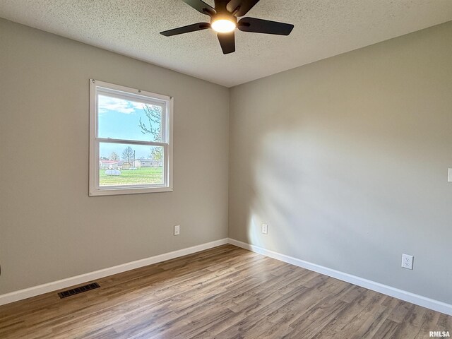 56 Woodland Dr, Metropolis, IL 62960 - photo 12