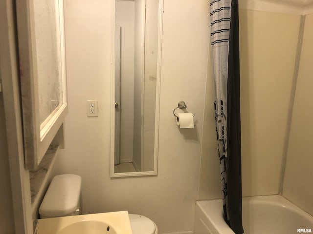 11648 Trolley Line Rd, Marion, IL 62959 - full bathroom with toilet