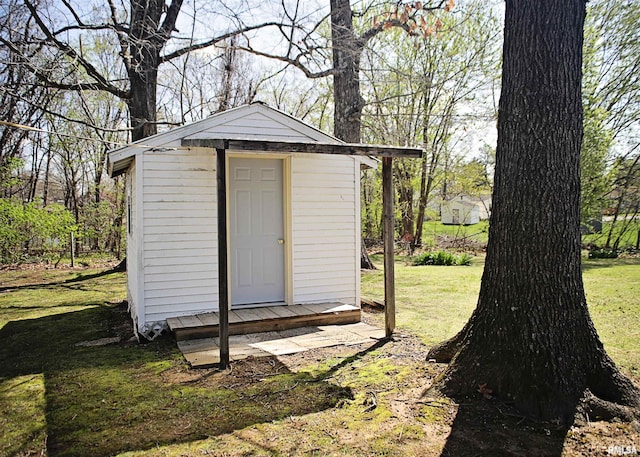 11648 Trolley Line Rd, Marion, IL 62959 - view of shed