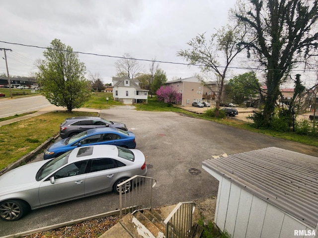 609 S Poplar St, Carbondale, IL 62901 - exterior space featuring a residential view