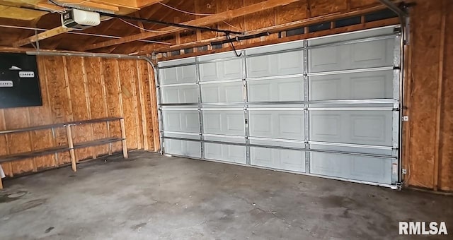 318 W Raymond St, Harrisburg, IL 62946 - garage with a garage door opener