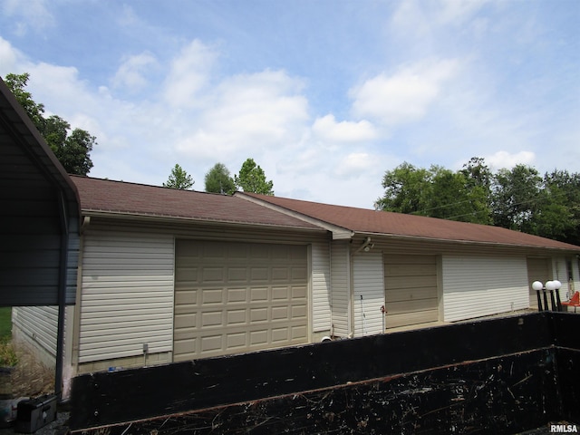 1253 County Road 800 E, Carmi, IL 62821 - photo 3