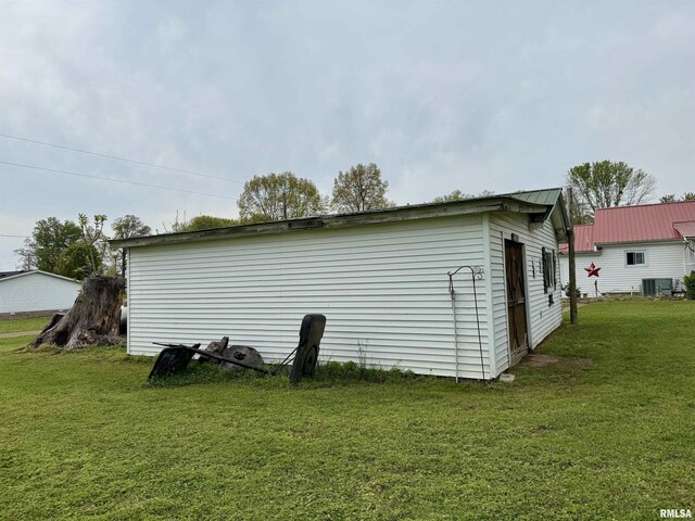 8806 Unionville Rd, Brookport, IL 62910 - view of property exterior with a yard