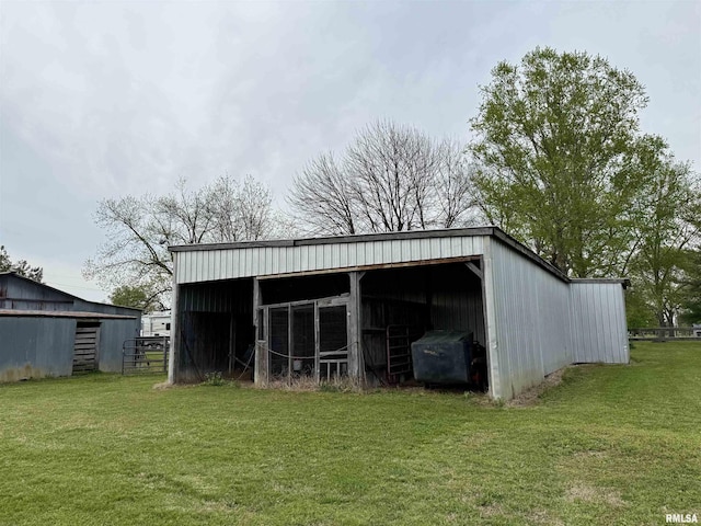 8806 Unionville Rd, Brookport, IL 62910 - view of pole building with a lawn