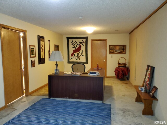 unfinished basement with gas water heater and heating unit