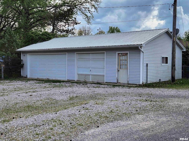 14625 E E Il Highway 15, Mount Vernon, IL 62864 - view of detached garage