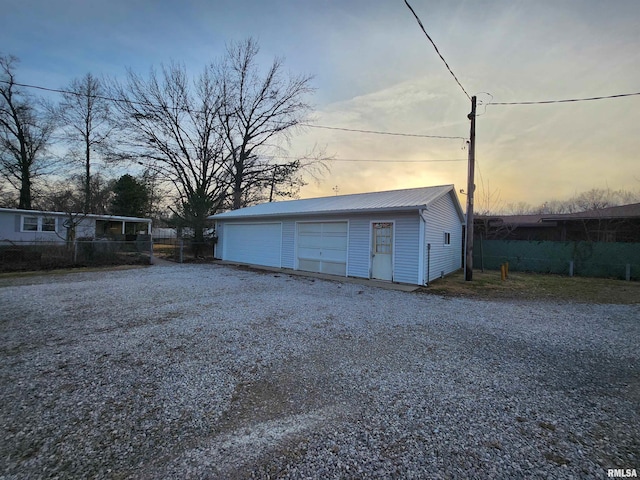 14625 E E Il Highway 15, Mount Vernon, IL 62864 - detached garage with fence