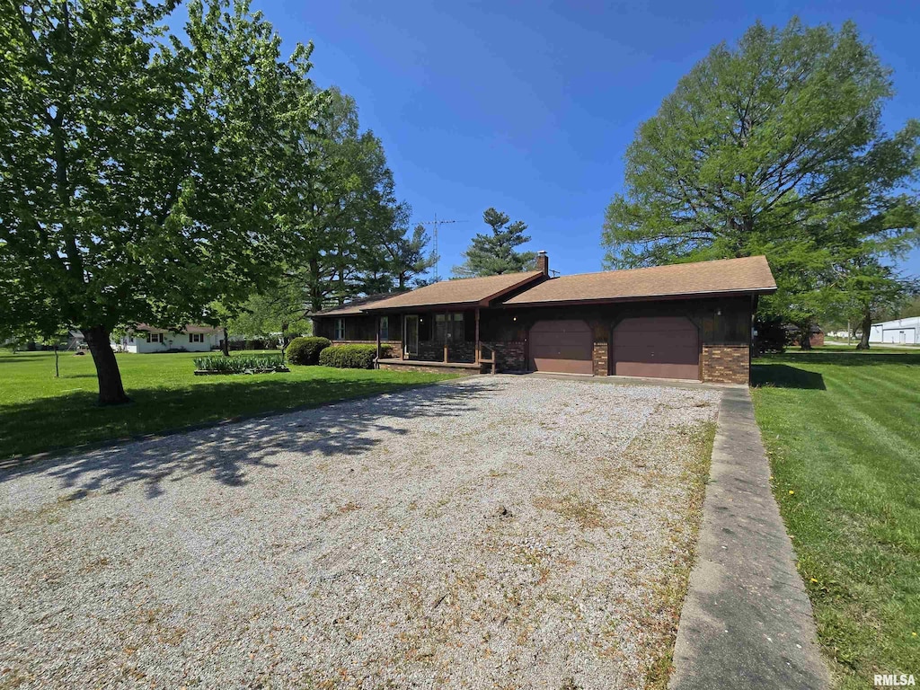 201 S Dogwood St, Belle Rive, IL 62810 - photo 1