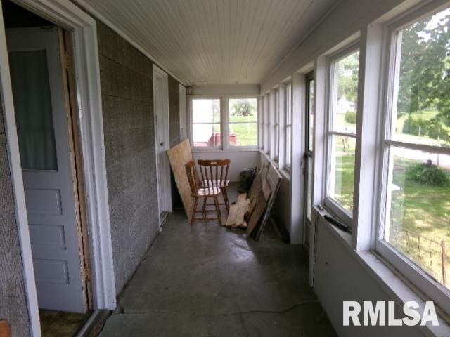 200 3rd St, Rosiclare, IL 62982 - view of sunroom