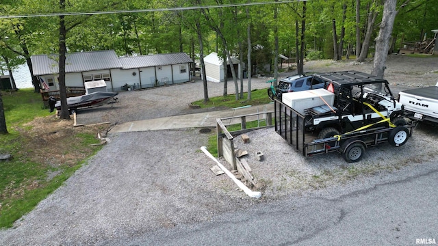 view of yard with a forest view
