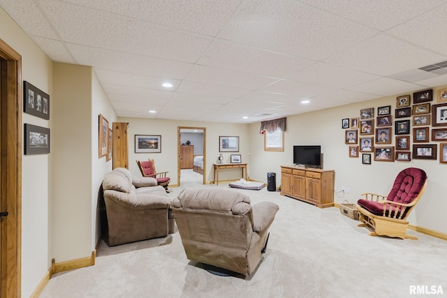 living area featuring visible vents, a paneled ceiling, baseboards, light carpet, and recessed lighting