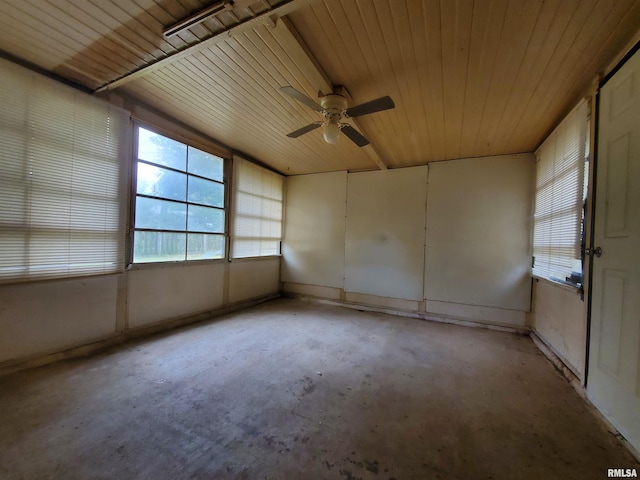 1027 W Laurel St, Carbondale, IL 62901 - unfurnished room with a ceiling fan and unfinished concrete flooring