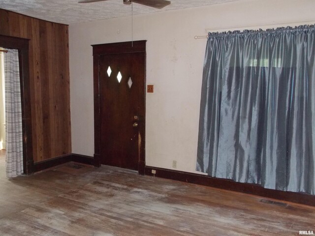 327 Linden Ave, Centralia, IL 62801 - photo 9