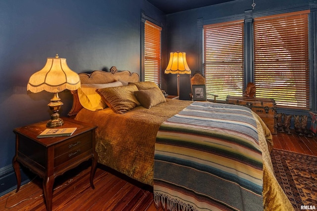 301 W High St, Anna, IL 62906 - bedroom featuring wood finished floors