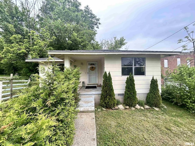 104 W Maple St, Cobden, IL 62920 - view of front of property featuring a porch