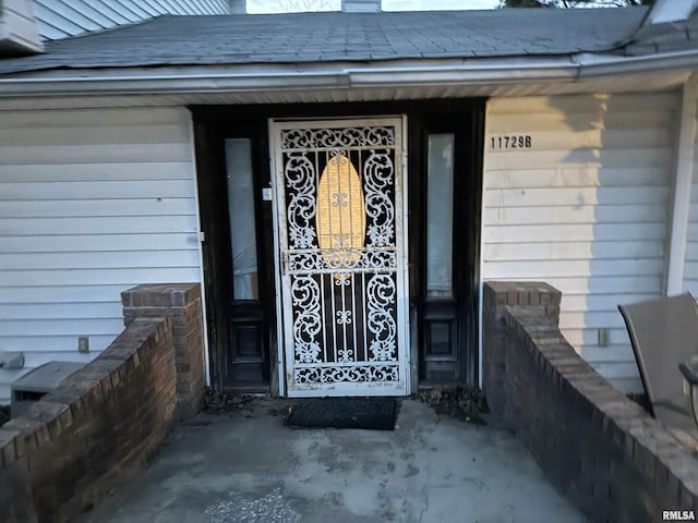 11729 Kevin Ln, Carterville, IL 62918 - doorway to property with covered porch