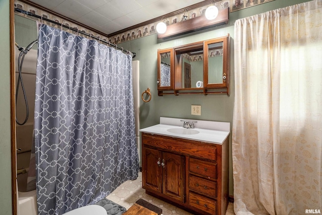 1104 Barham Ave, Johnston City, IL 62951 - bathroom with vanity and shower / bath combo