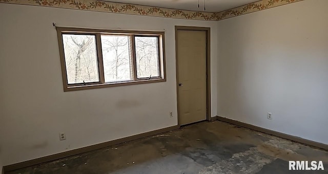 90 Carlock Rd, Murphysboro, IL 62966 - unfurnished room with unfinished concrete floors and baseboards