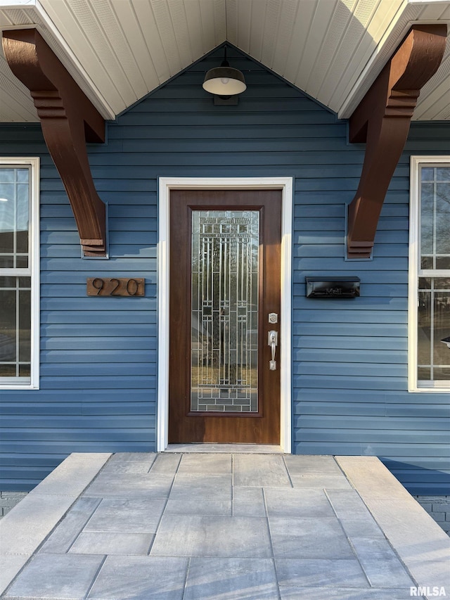 920 E 3rd St, Centralia, IL 62801 - view of doorway to property