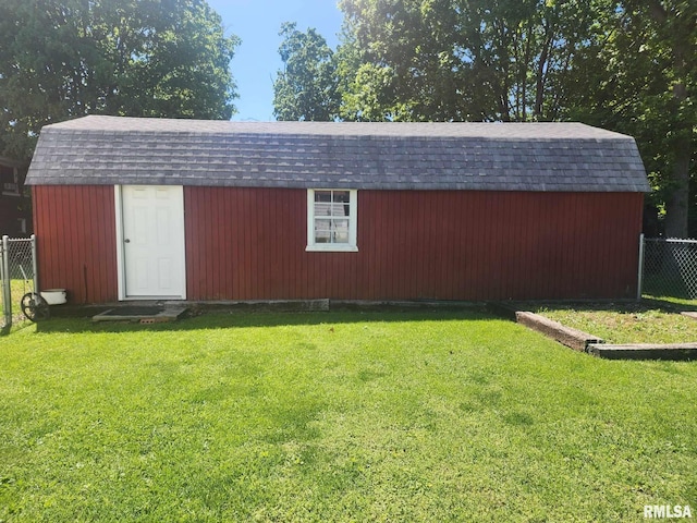 312 Beulah St, Christopher, IL 62822 - view of outdoor structure featuring an outdoor structure