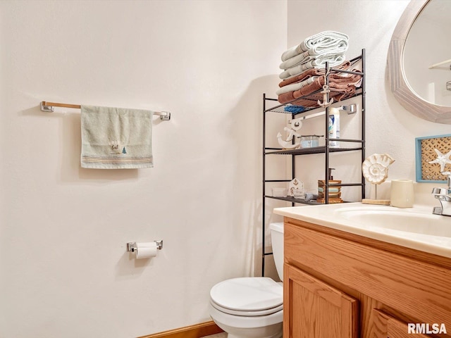 2234 Cascade Ln, Centralia, IL 62801 - bathroom with toilet and vanity