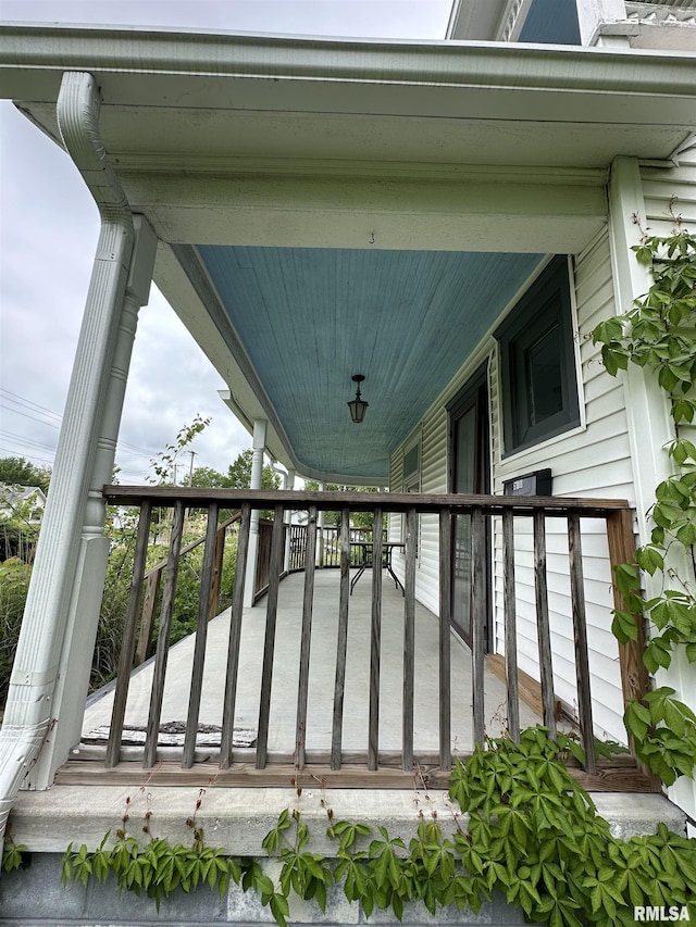 510 N Mcleansboro St, Benton, IL 62812 - photo 8
