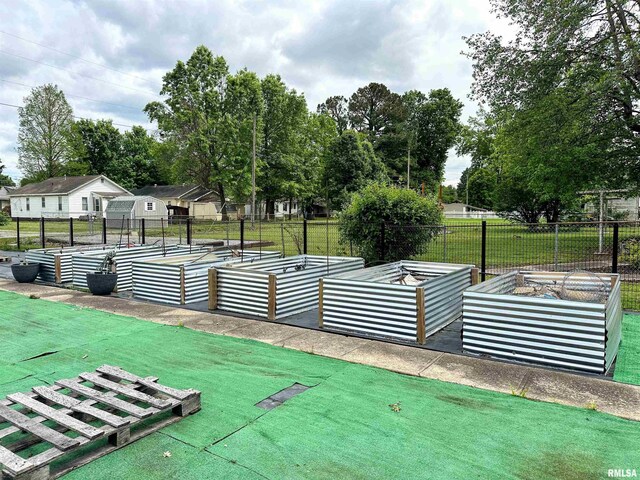 401 S 1st St, Marion, IL 62959 - view of community featuring a garden
