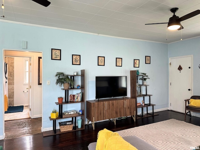 401 S 1st St, Marion, IL 62959 - bedroom featuring wood finished floors, crown molding, and baseboards