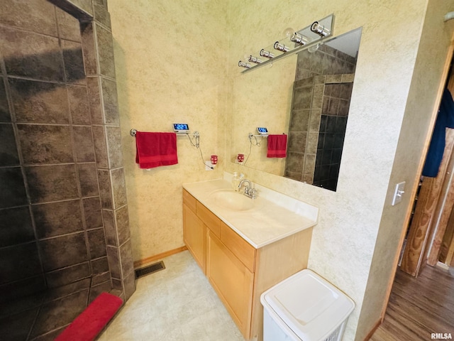 3621 Andrews Ct, Salem, IL 62881 - bathroom with vanity and a tile shower
