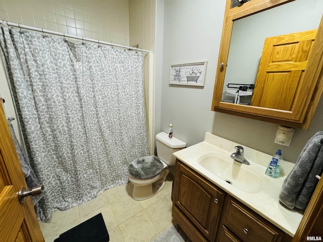 3621 Andrews Ct, Salem, IL 62881 - bathroom with vanity, toilet, a shower with curtain, and tile patterned floors