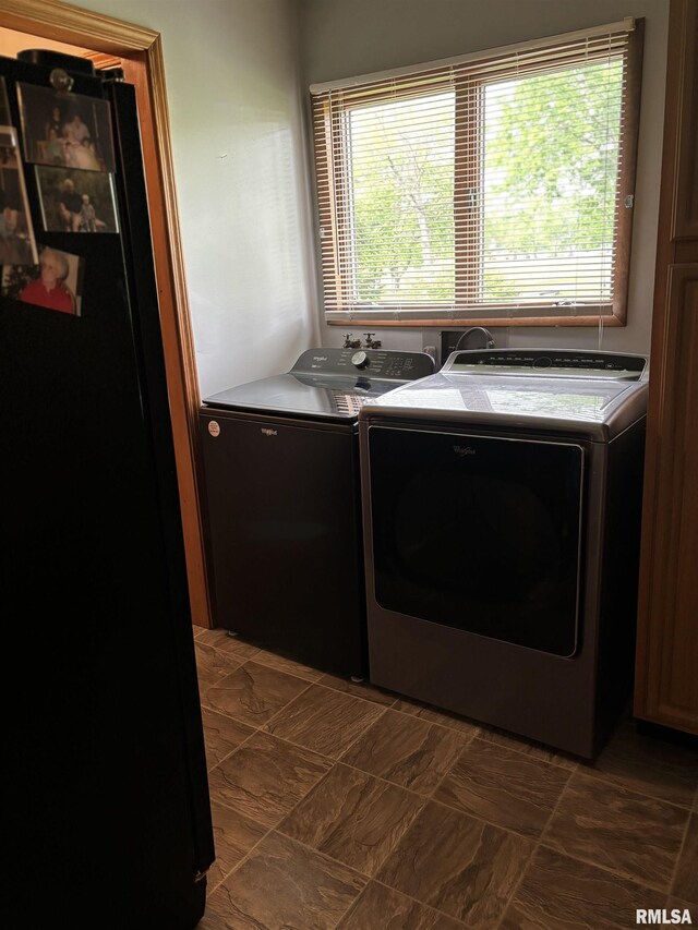 13916 Leisure Ln, Benton, IL 62812 - laundry area with separate washer and dryer