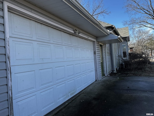 402 S Main St, Benton, IL 62812 - garage featuring driveway